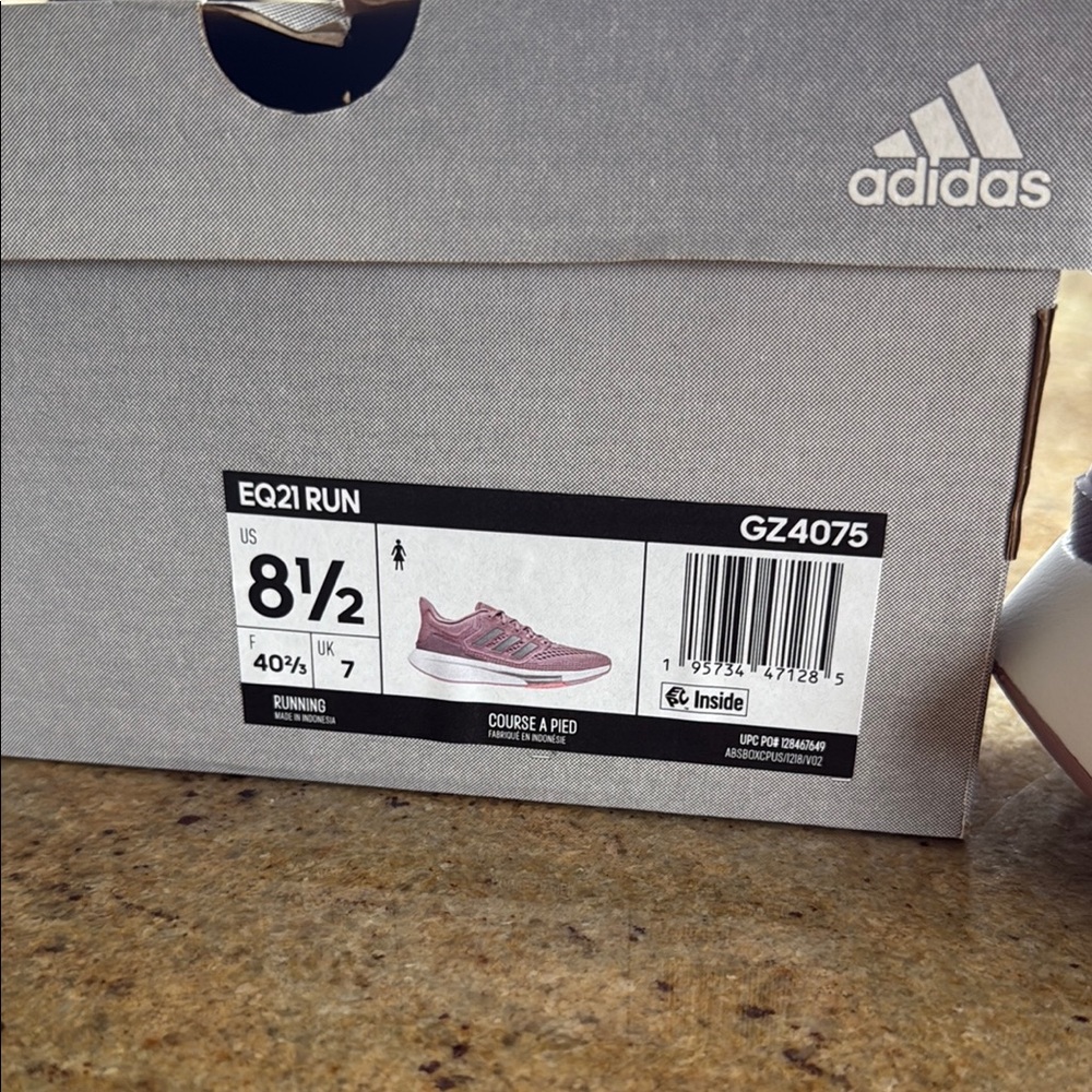 ~NEW~ Adidas Purple Sneakers with Breathable Mesh & Modern Design 8.5 GZ4075 - Picture 2 of 6